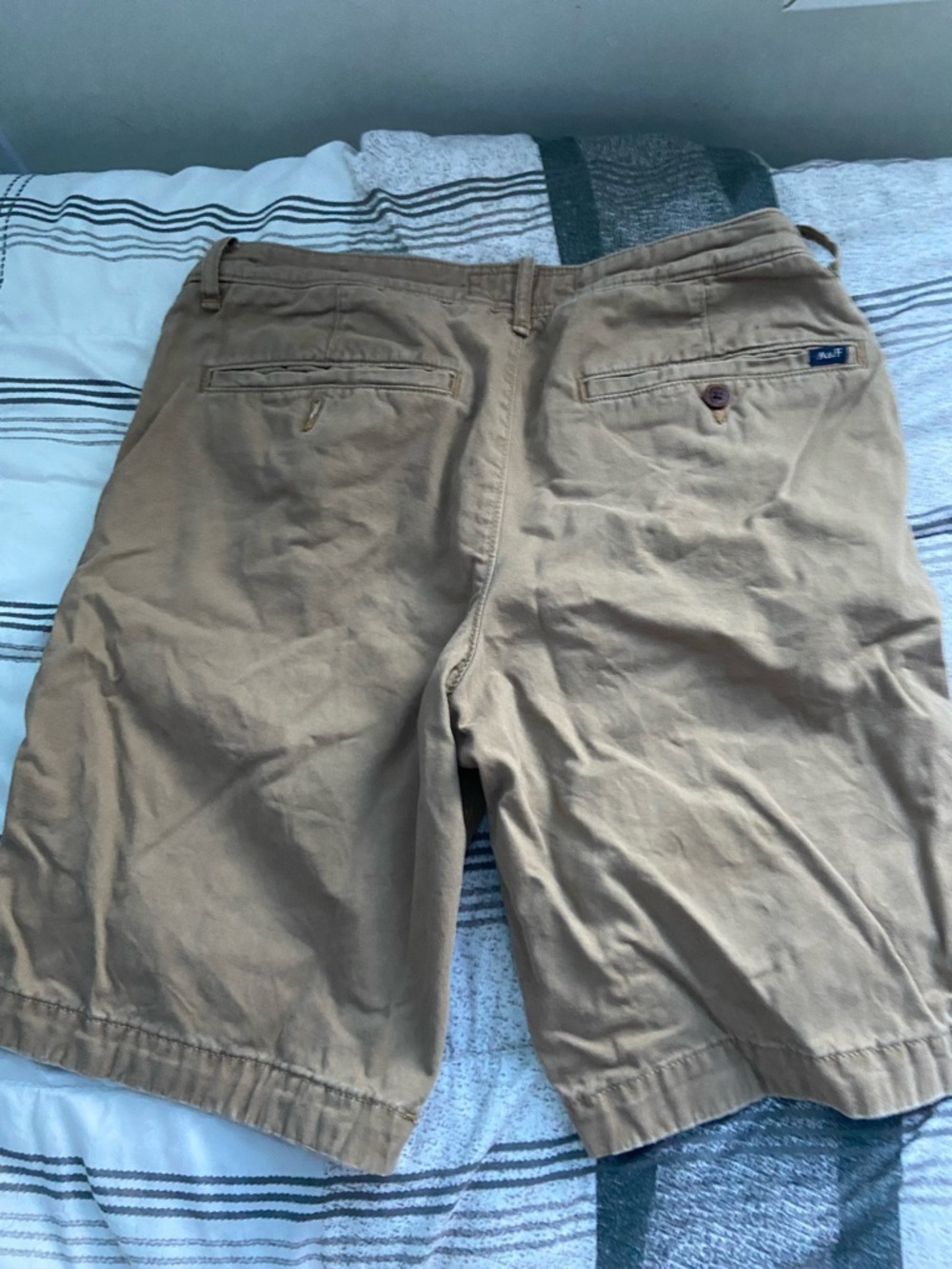 Abercrombie & Fitch Khaki Flat Front Men’s Shorts